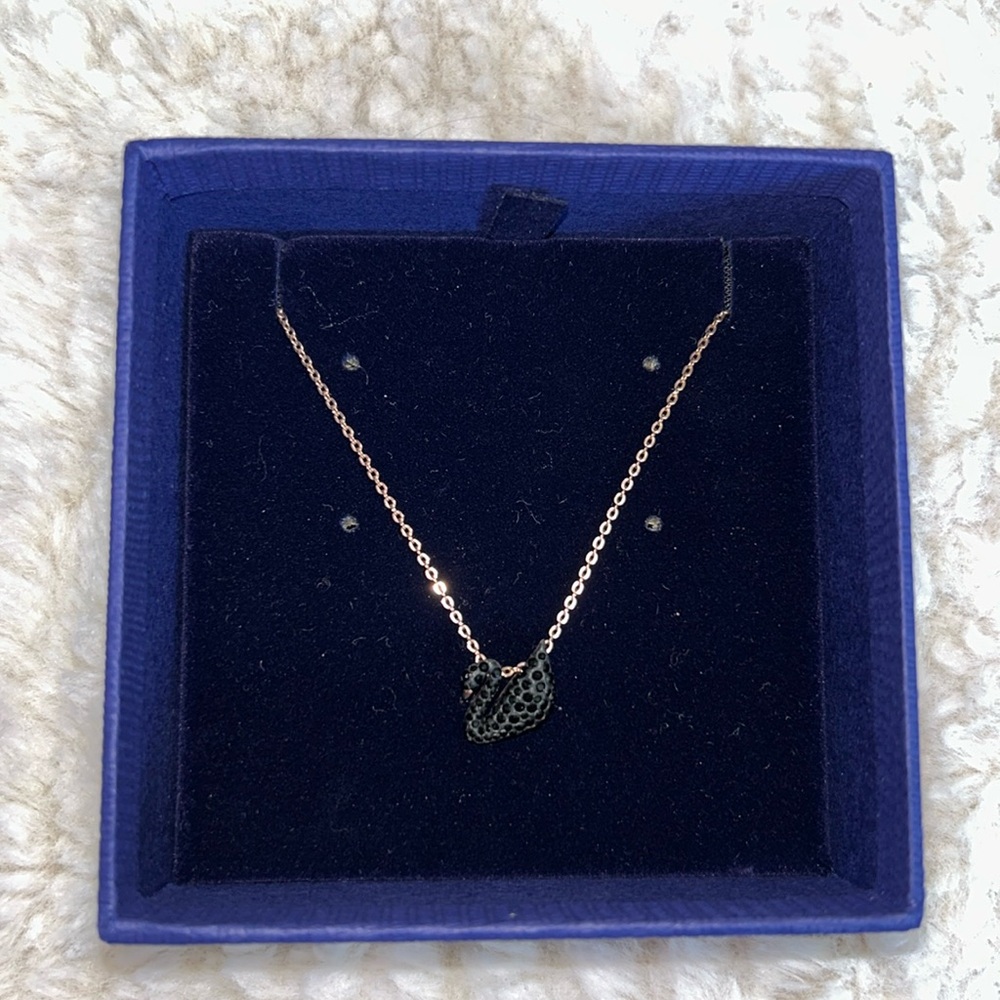 Swan necklace